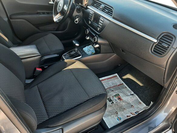 2018 Kia Rio IV, серый, 1510000 рублей - вид 14