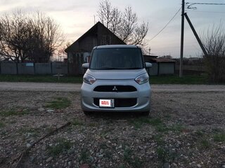 2018 Mitsubishi eK Space I Рестайлинг, серебристый, 755000 рублей, вид 1