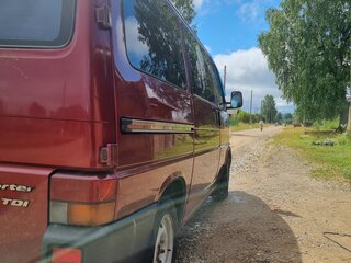 2001 Volkswagen Transporter T4, красный, 1200000 рублей, вид 5