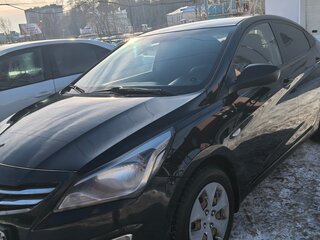 2014 Hyundai Solaris I, чёрный, 747000 рублей, вид 1