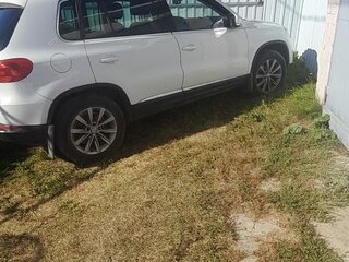 2012 Volkswagen Tiguan I Рестайлинг, белый, 950000 рублей, вид 1