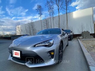 2019 Toyota GT86 I Рестайлинг, серебристый, 2650000 рублей, вид 1