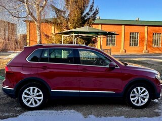 2018 Volkswagen Tiguan II, красный, 2650000 рублей, вид 2