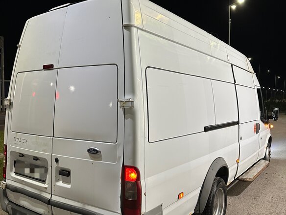 2009 Ford Transit, белый, 580000 рублей - вид 4
