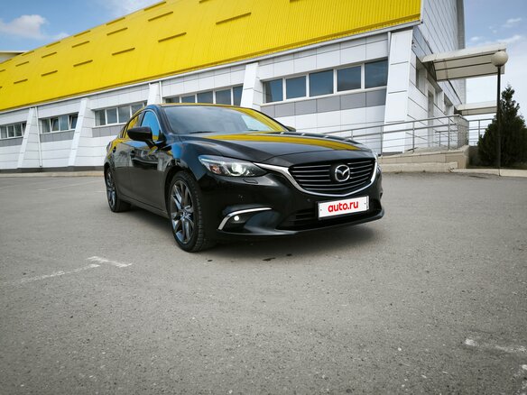 2015 Mazda 6 III (GJ) Рестайлинг, чёрный, 1790000 рублей - вид 2