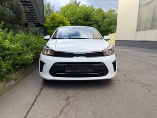 2023 Kia Pegas, белый, 1750000 рублей, вид 3