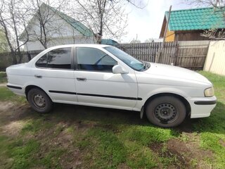 2000 Nissan Sunny B15, белый, 320000 рублей, вид 3