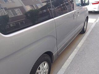 2016 Hyundai H-1 II Рестайлинг, серебристый, 2800000 рублей, вид 2