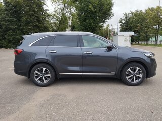 2019 Kia Sorento III Prime Рестайлинг, серый, 2600000 рублей, вид 4