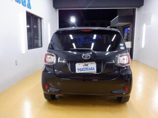 2019 Toyota Passo III, чёрный, 690000 рублей, вид 3