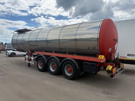 2004 Stokota Elzam 3NC38, серебристый, 950000 рублей, вид 1