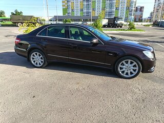 2009 Mercedes-Benz E-Класс 250 5G-Tronic IV (W212, S212, C207), коричневый, 1300000 рублей, вид 4