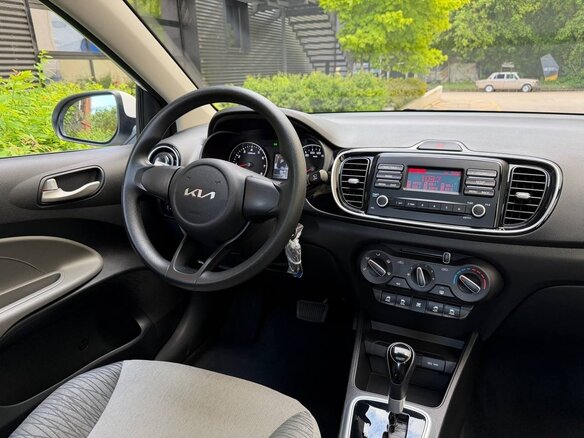 2023 Kia Pegas, белый, 1639000 рублей - вид 14