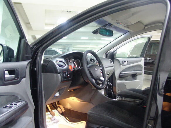 2008 Ford Focus II Рестайлинг, чёрный - вид 5