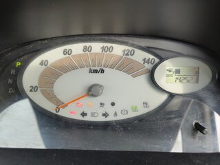 2011 Daihatsu Mira VII, белый, 300000 рублей, вид 1