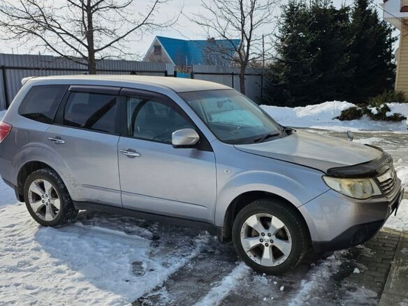 2010 Subaru Forester III, серебристый, 1450000 рублей