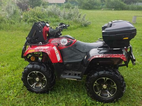 2014 Arctic Cat 700 Series, красный, 580000 рублей, вид 3
