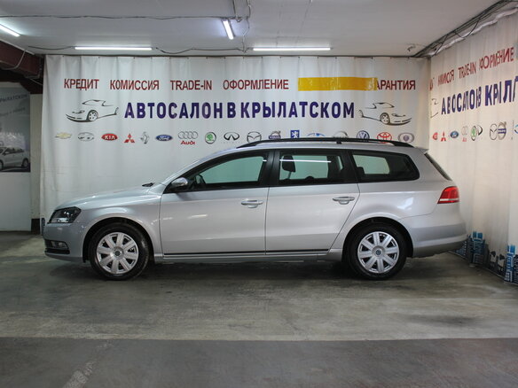 2011 Volkswagen Passat B7, серебристый - вид 15