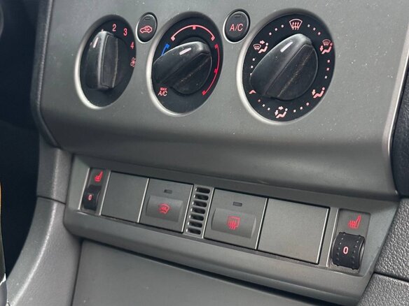 2010 Ford Focus II Рестайлинг, серебристый, 559000 рублей - вид 10