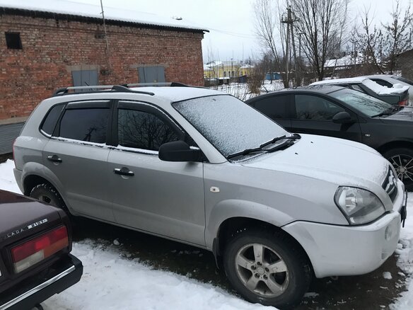 2007 Hyundai Tucson I, серебристый - вид 1