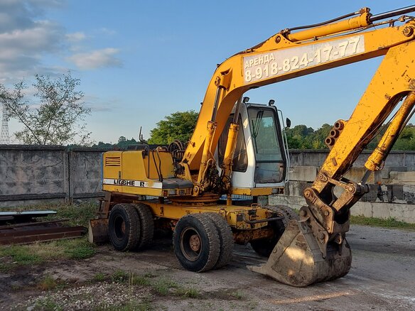 1997 Liebherr 902, жёлтый, 1700000 рублей - вид 1