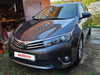 2013 Toyota Corolla XI (E160, E170, E180), белый, 1770000 рублей, вид 2