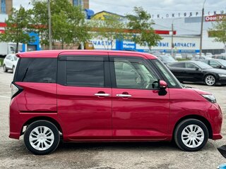 2020 Toyota Tank I, красный, 1370000 рублей, вид 2