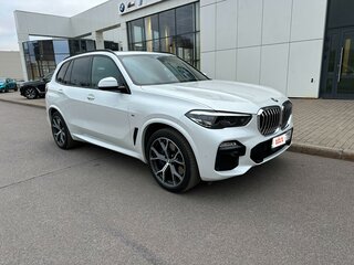 2020 BMW X5 30d IV (G05/G18), белый, 7920000 рублей, вид 2