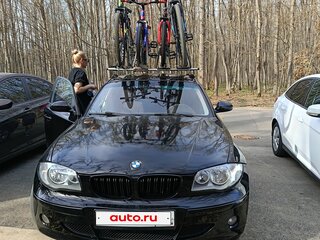 2005 BMW 1 серии 116i I (E81/E82/E87/E88), чёрный, 700000 рублей, вид 1