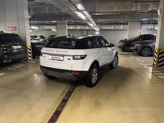 2017 Land Rover Range Rover Evoque I Рестайлинг, белый, 2600000 рублей, вид 3
