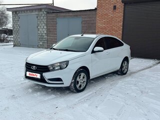 2017 Lada (ВАЗ) Vesta I, белый, 785000 рублей, вид 2