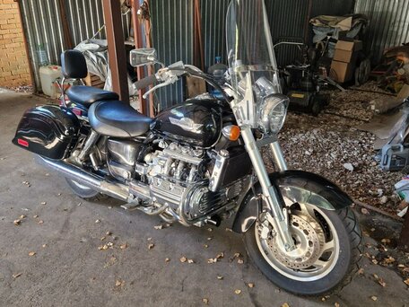 1998 Honda Valkyrie 1500, чёрный, 620000 рублей, вид 2