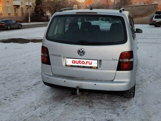 2006 Volkswagen Touran I, серебристый, 455000 рублей, вид 3