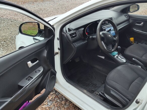 2013 Kia Rio III, белый, 760000 рублей - вид 5