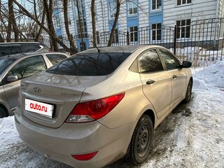 2011 Hyundai Solaris I, золотистый, 750000 рублей, вид 2