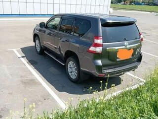 2015 Toyota Land Cruiser Prado 150 Series Рестайлинг 1, серый, 3800000 рублей, вид 2