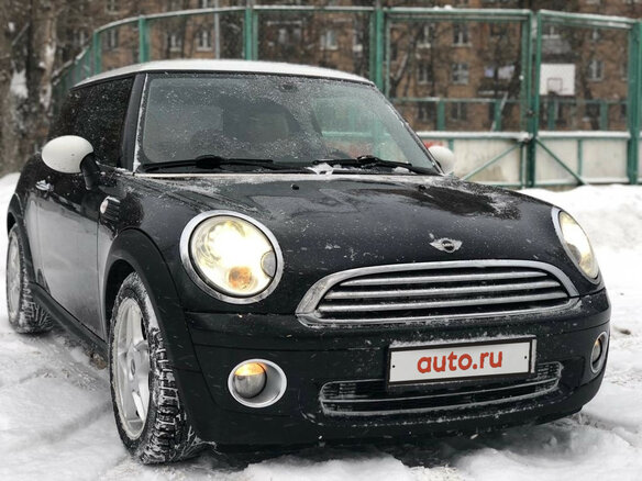 2007 Mini Hatch Cooper II (R56), чёрный