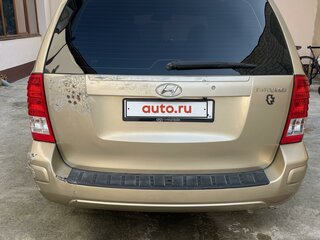 2006 Hyundai Entourage, золотистый, 1250000 рублей, вид 4