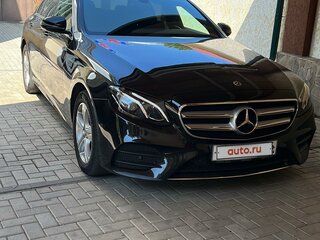 2018 Mercedes-Benz E-Класс 200 V (W213, S213, C238), чёрный, 3590000 рублей, вид 3