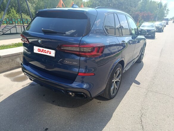 2020 BMW X5 40i IV (G05/G18), синий, 4750000 рублей - вид 5