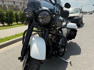 2019 Harley-Davidson Road King, белый, 2790000 рублей, вид 5