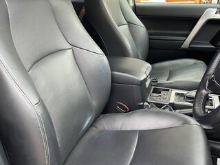 2020 Toyota Land Cruiser Prado 150 Series Рестайлинг 2, чёрный, 5150000 рублей, вид 5
