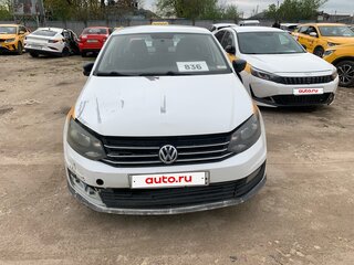 2019 Volkswagen Polo V Рестайлинг, белый, 900000 рублей, вид 3