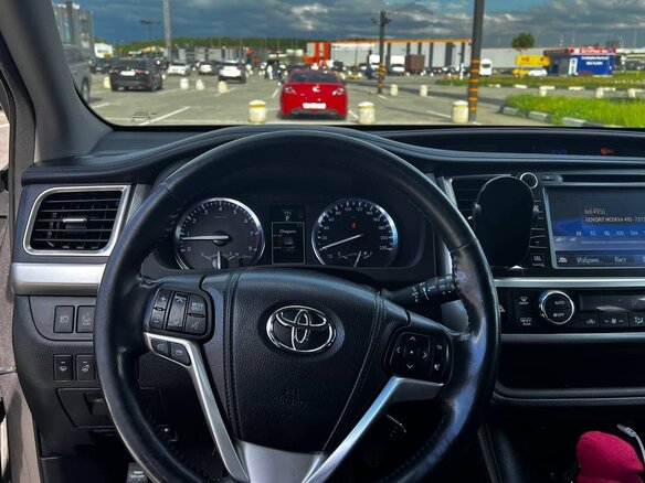 2014 Toyota Highlander III (XU50), серый, 3450000 рублей - вид 8