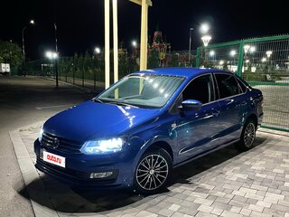 2018 Volkswagen Polo V Рестайлинг, синий, 1650000 рублей, вид 3