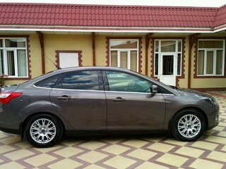 2012 Ford Focus III, коричневый, 585000 рублей, вид 2
