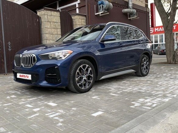 2021 BMW X1 28i xDrive II (F48) Рестайлинг, синий, 3290000 рублей - вид 2