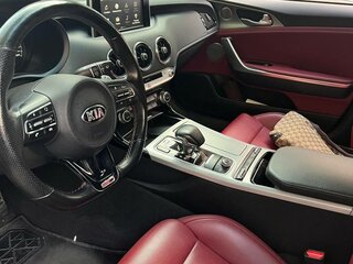 2020 Kia Stinger I, фиолетовый, 3000000 рублей, вид 4
