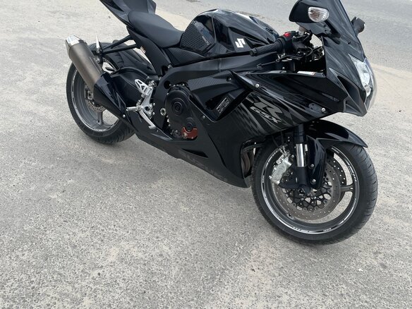 2011 Suzuki GSR 600, чёрный, 950000 рублей - вид 1