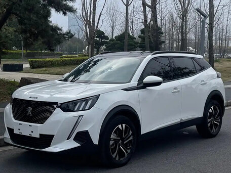 2021 Peugeot 2008 II, белый, 1200000 рублей, вид 1
